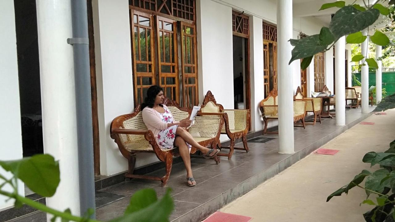 Grand Peak Hotel เอลลา ภายนอก รูปภาพ