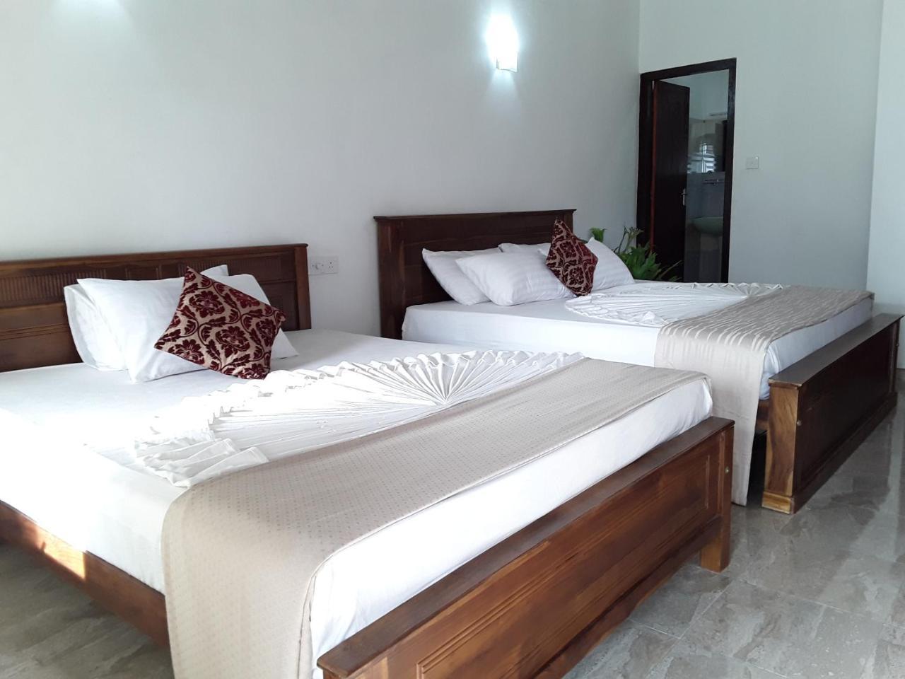 Grand Peak Hotel เอลลา ภายนอก รูปภาพ